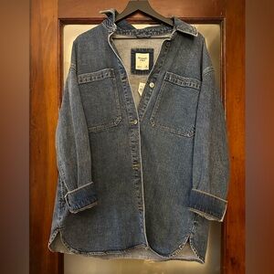 Abercrombie & Fitch Size M denim shacket